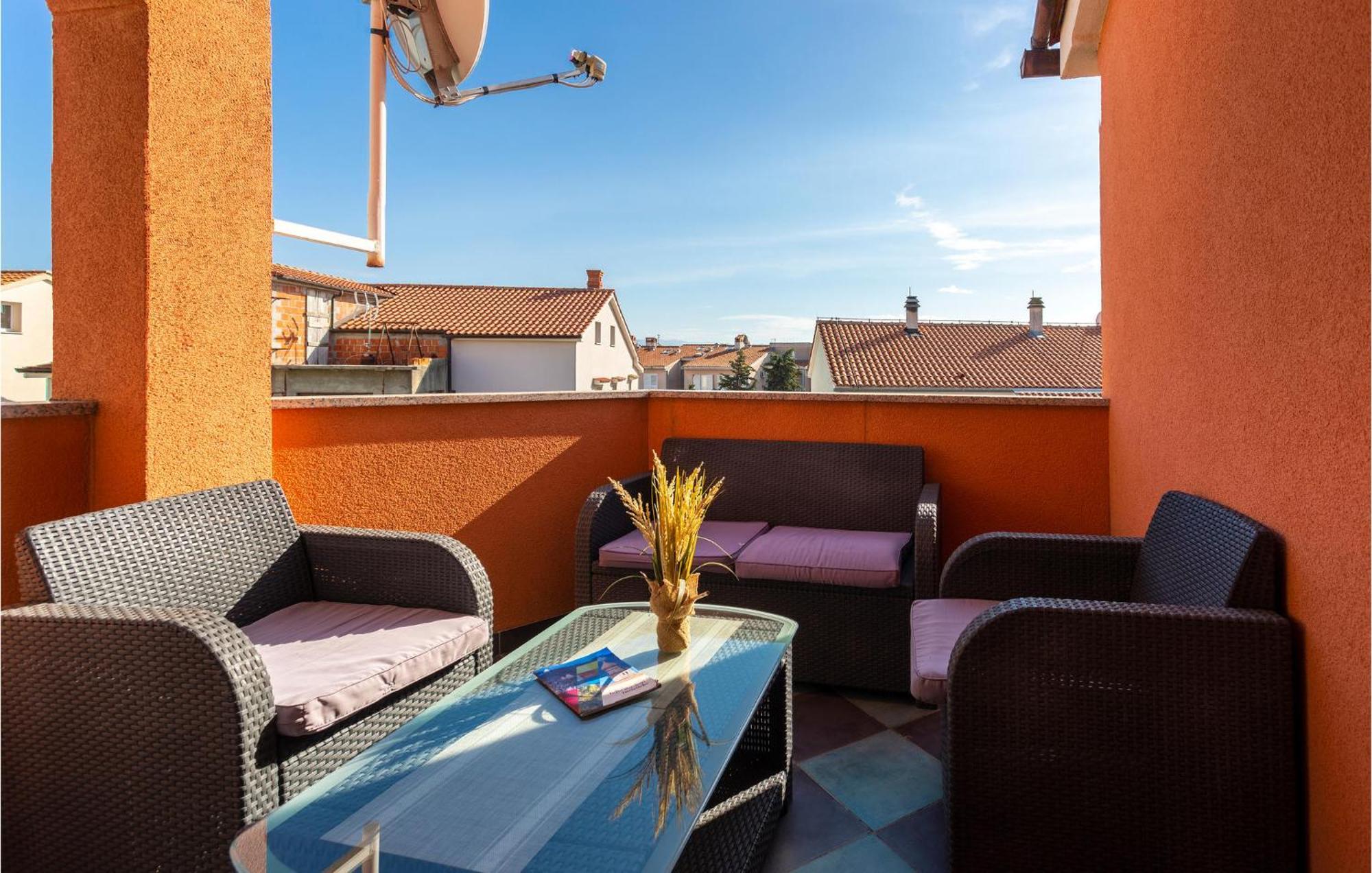 Beautiful Apartment In Krk With Kitchen Krk Town Exterior foto